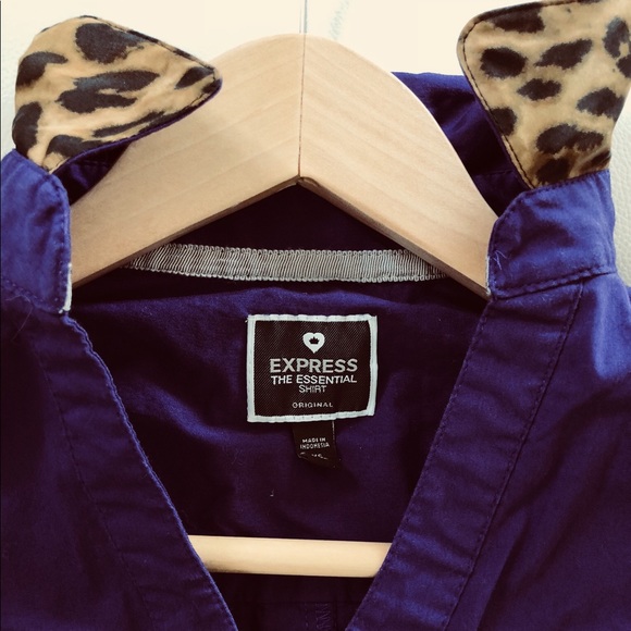 Express button down top - Picture 2 of 5